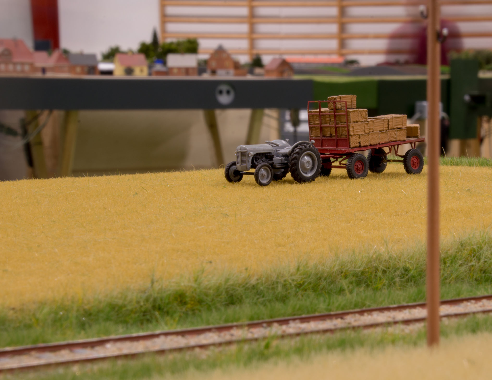 Michael Sølgaards seneste moduler byder på hvedemark med traktor og vogn